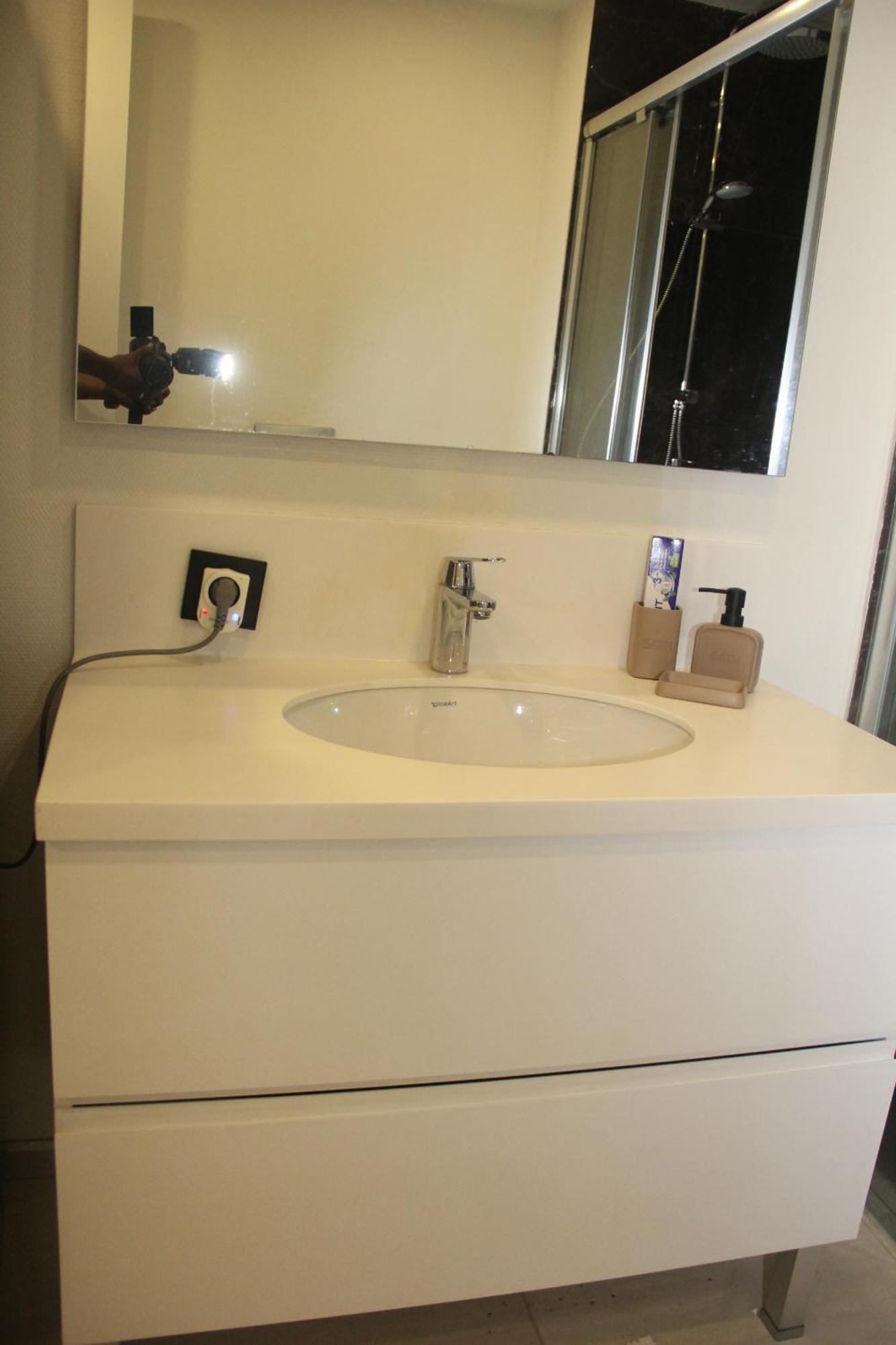 Appartement Lovely One Bedroom Appartment-530 *